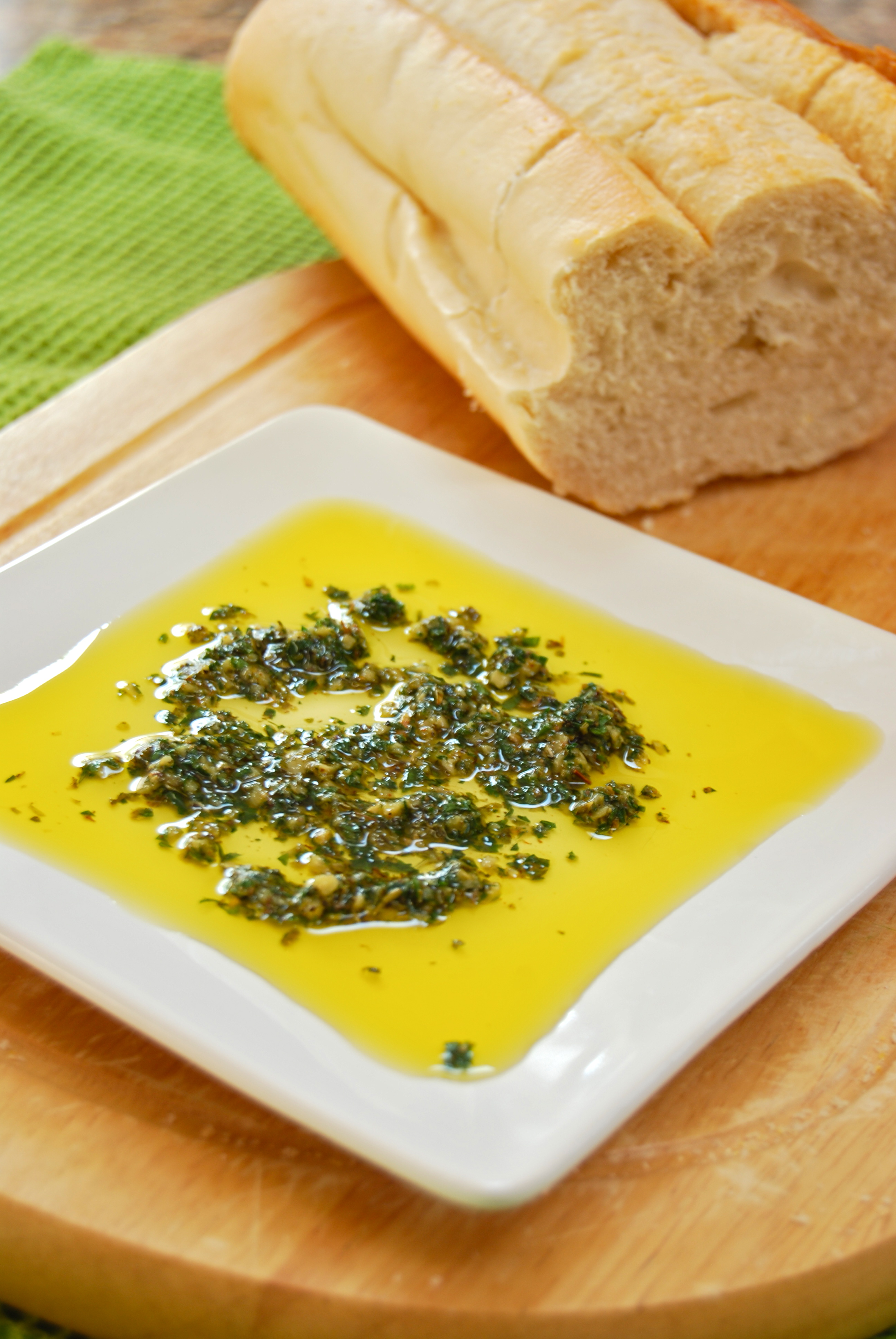 Easy Carrabba's Bread Dipping Oil + VIDEO (Made 100k+ Times!)