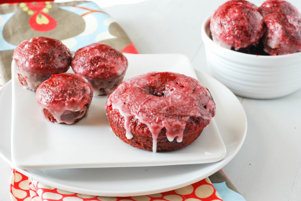 Red Velvet Donuts (5 of 5)