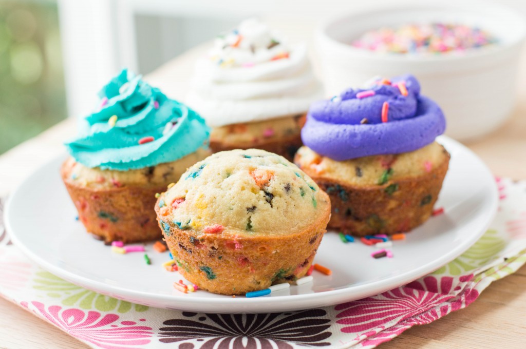 Funfetti Cupcakes (1 of 6)