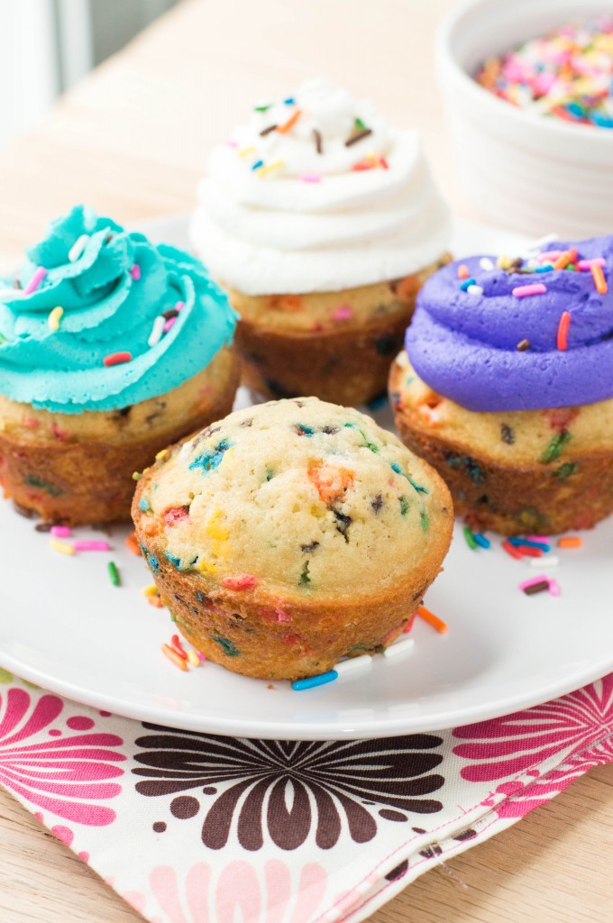 Funfetti Cupcakes (2 of 6)