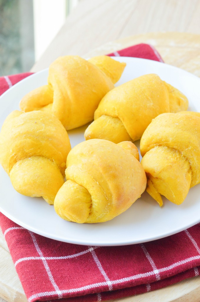 Pumpkin Crescent Rolls (3 of 8)