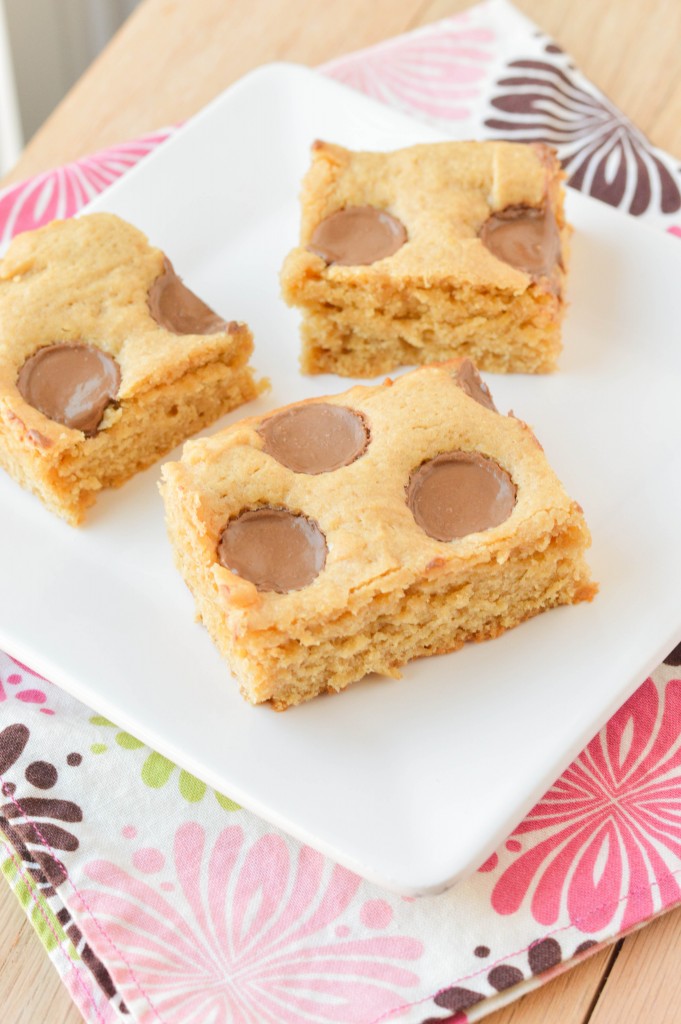 Reese Cup Blondies  (1 of 4)