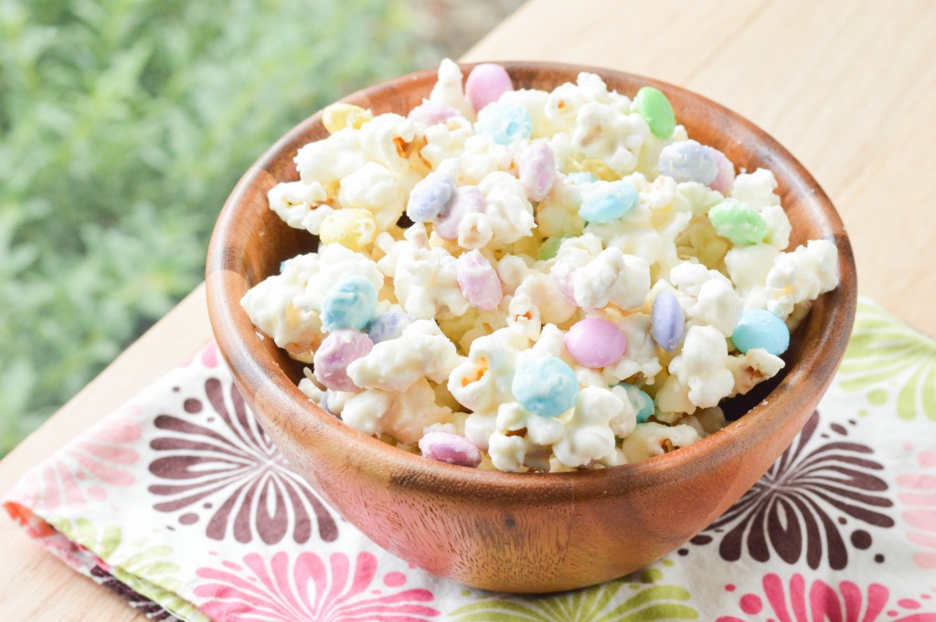 Cake Batter M&M Popcorn (2 of 7)