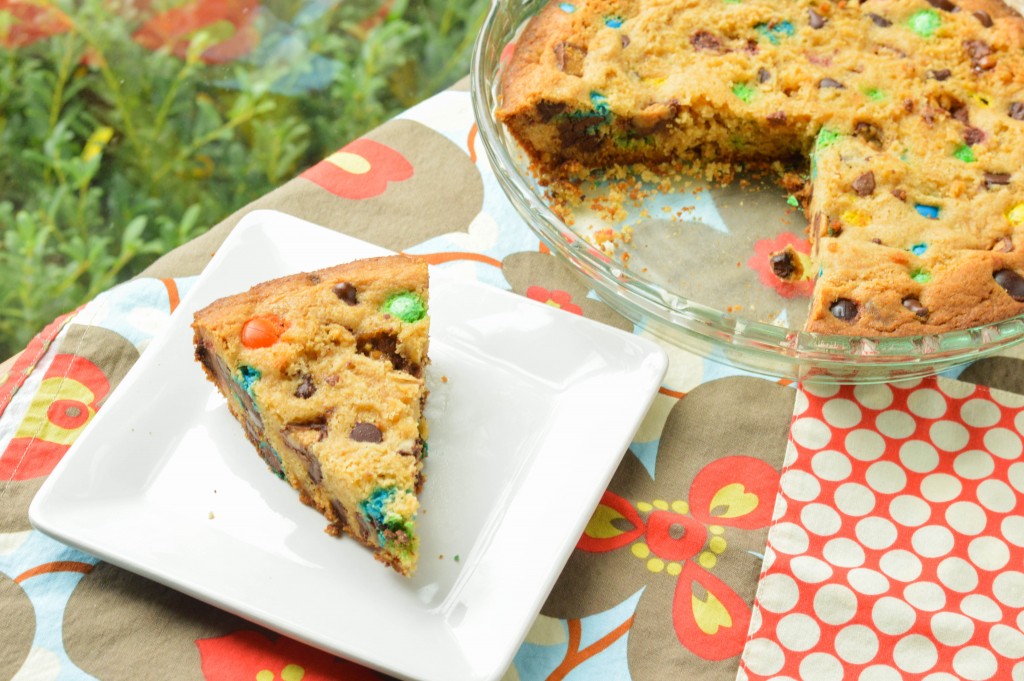 Chocolate Chip Candy Cookie Cake {Macaroni and Cheesecake} 