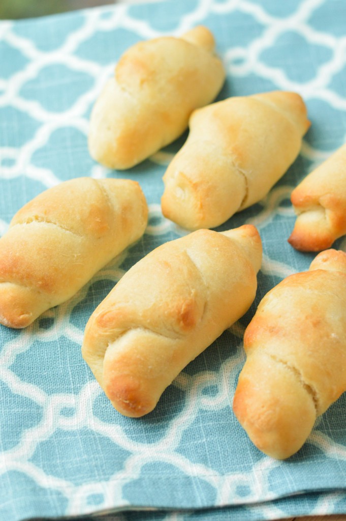 1Hour Crescent Rolls {Macaroni and Cheesecake} 