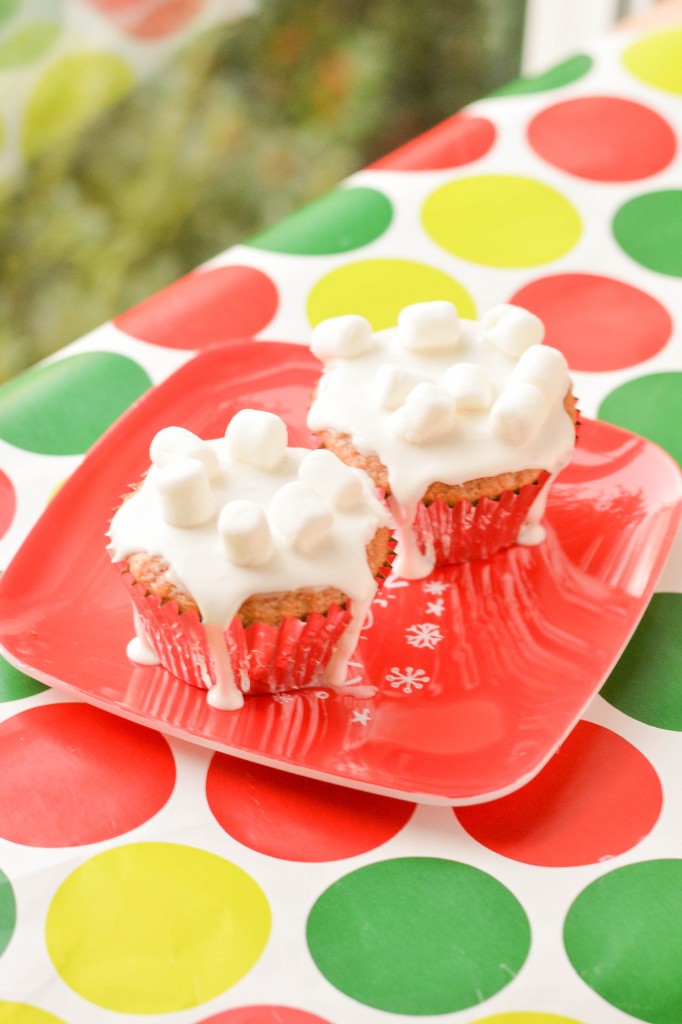 Hot Chocolate Cupcakes {Macaroni and Cheesecake} 