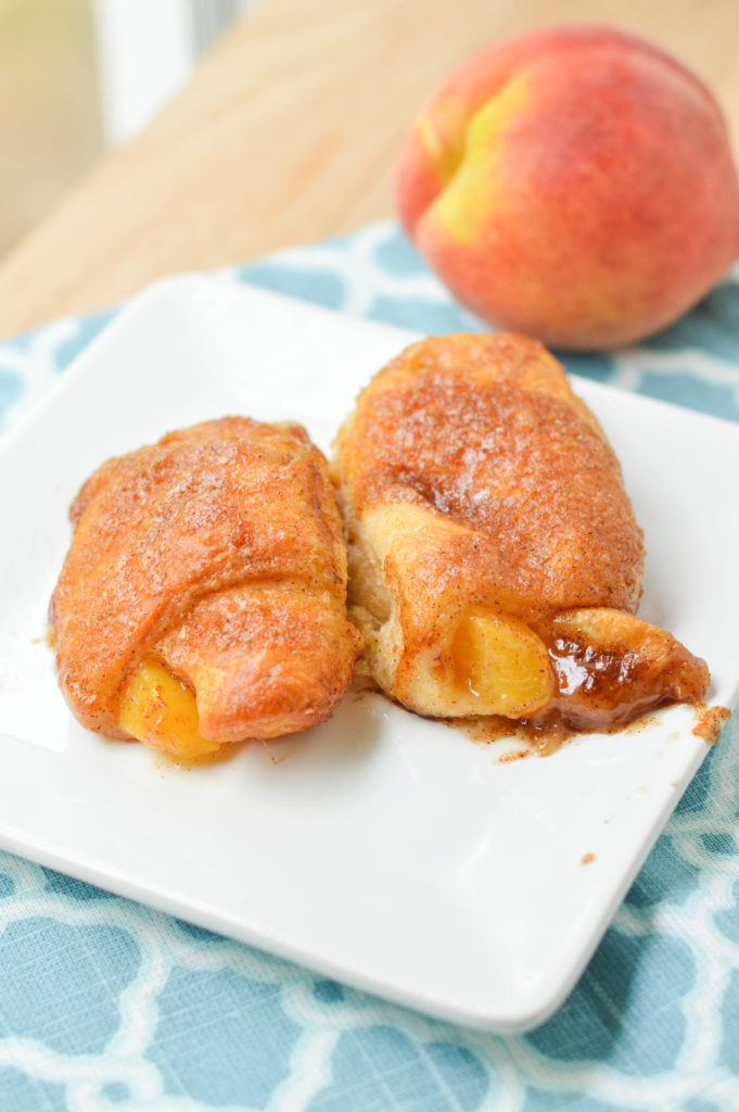 Peach Dumplings {Macaroni and Cheesecake} 