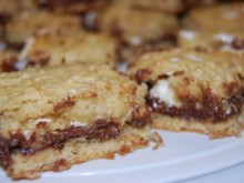 S’mores Cookie Bars