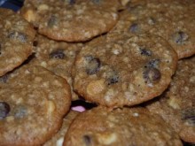 Chocolate Chip Oatmeal Cookies