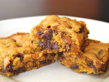 Pumpkin Chocolate Chip Blondies