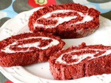 Red Velvet Cake Roll