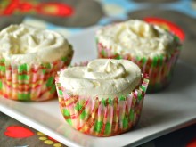 DC Cupcake’s Vanilla Cupcakes w/Vanilla Buttercream