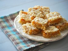 Peach Pie Crumb Bars