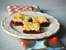 Red Velvet Gooey Bars