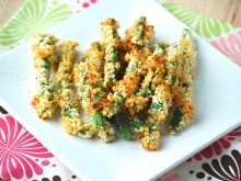 Baked Green Bean Fries with Fry Dipping Sauce