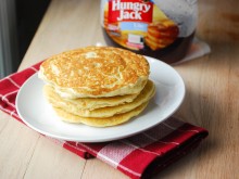 Fluffy Buttermilk Pancakes