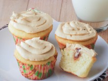 Cake Boss Peanut Butter & Jelly Cupcakes {Virtual Baby Shower}