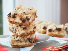 Chocolate Chip Cookie Dough Cheesecake Bars