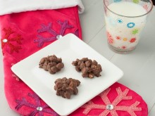 Chocolate Peanut Clusters