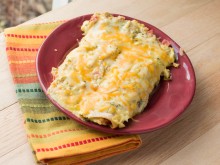 Skinny Sour Cream Chicken Enchiladas