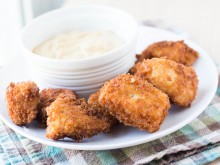 Crispy Fried Chicken Nuggets