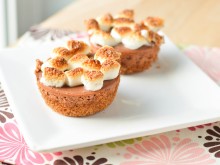 S’mores Mini Cheesecakes