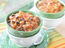 Slow Cooker Black Bean & Pumpkin Chili