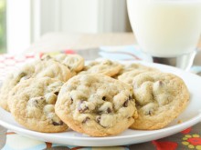 Soft Batch Chocolate Chip Cookies