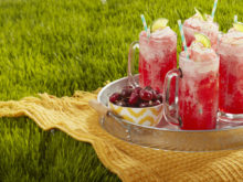 Sparkling Cherry Fro-Yo Float {Guest Post}