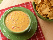 Best Ever Crock Pot Queso Dip