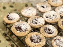 Muddy Buddy Cookies